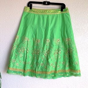 EXPRESS Embroidered lace trimmed Skirt